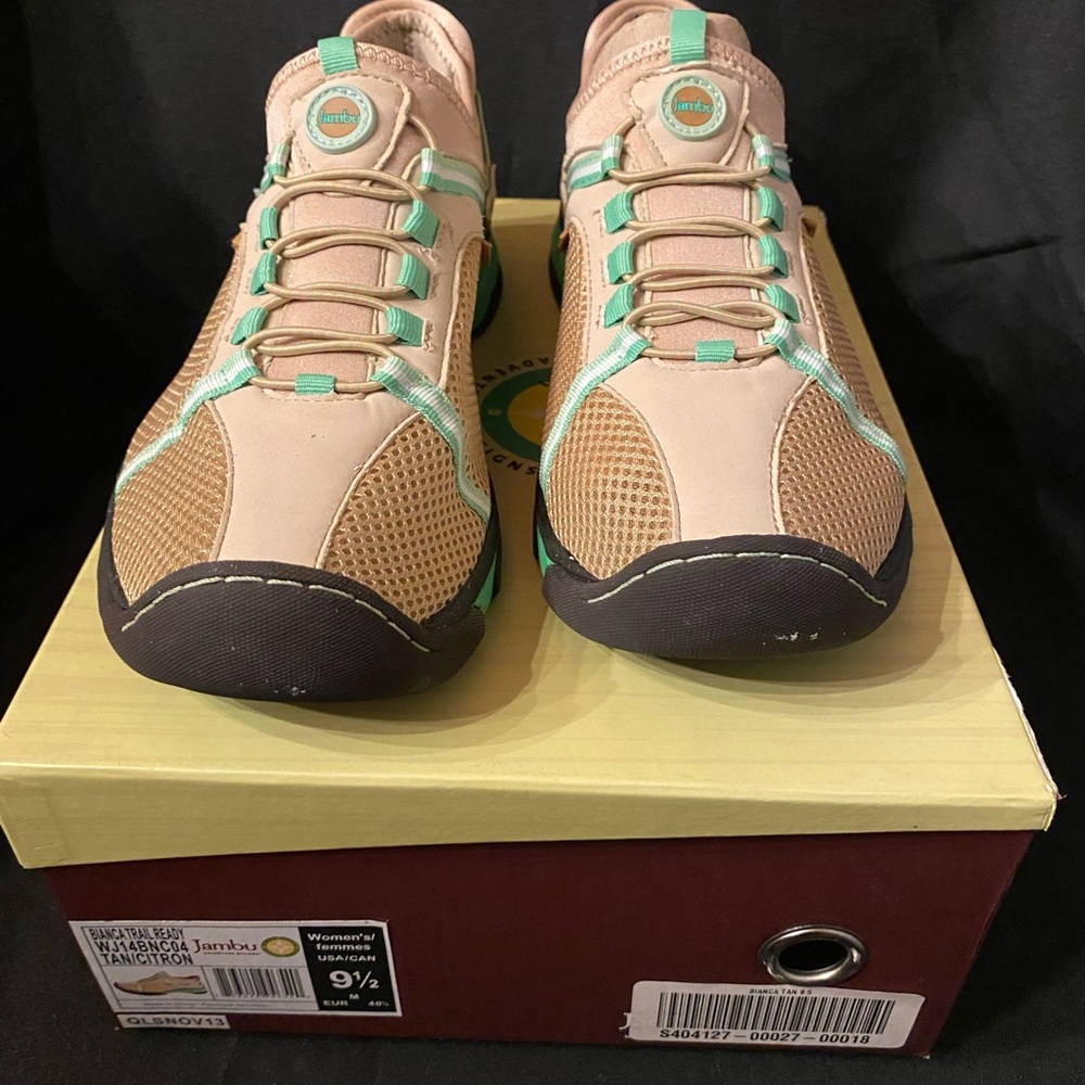 JSport by Jambu Tan and Green Athletic Shoes
